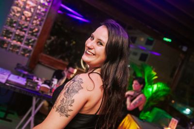 W #5 — foto 52